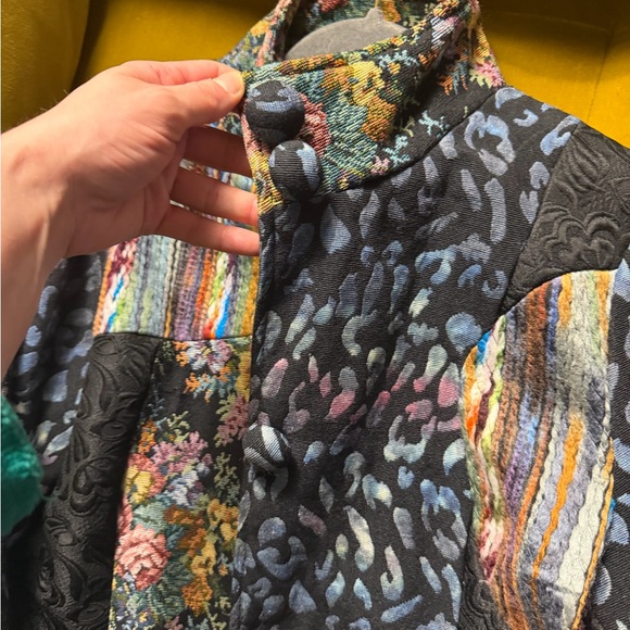 Multicolor Patterned Coat - Picture 3 of 5